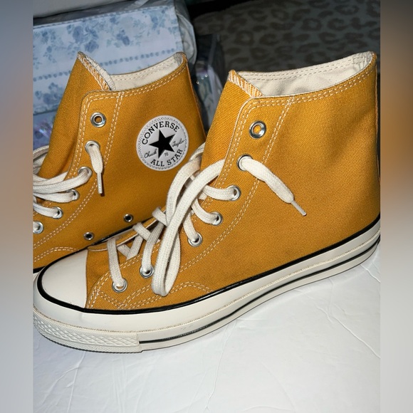Converse mustard high tops sneakers women’s 10.5 men’s 8.5 - Picture 6 of 9